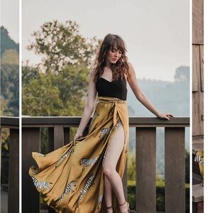 Elegant Gold Zebra Print Maxi Skirt